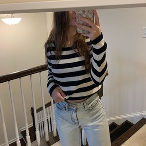 Stopped sweater
